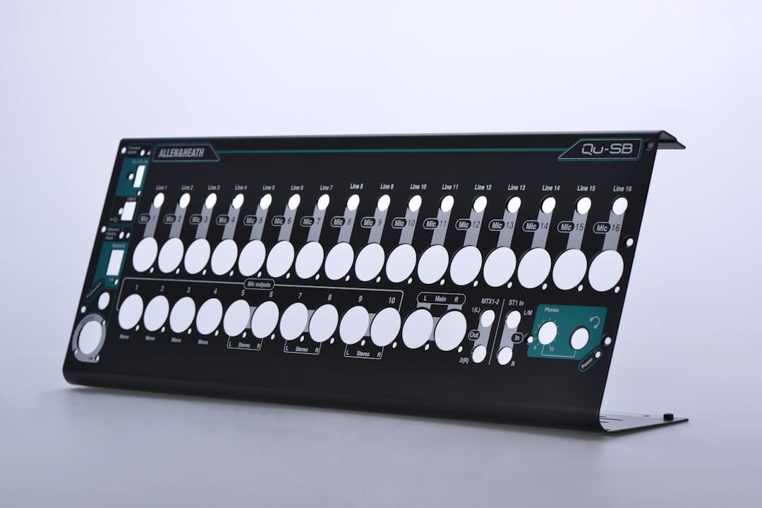 Fine-Tuning vs. Prompt Engineering: Customizing AI for Your Needs.