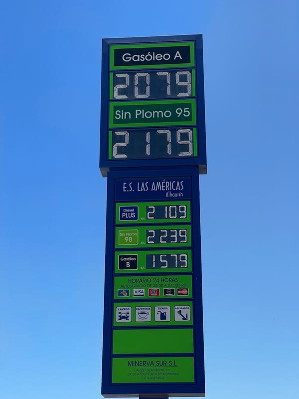 The End of Per-User Pricing? Imagining SaaS Pricing in 2030.