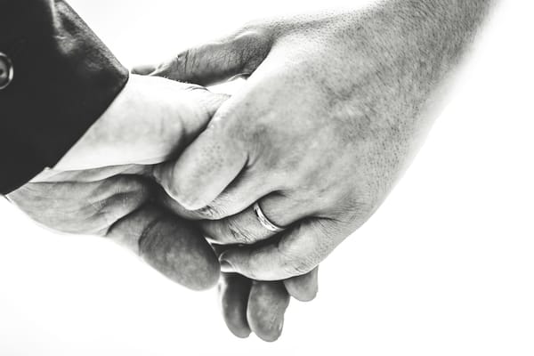 Bundled AI Offerings: Vendors Team Up for Integrated Value.